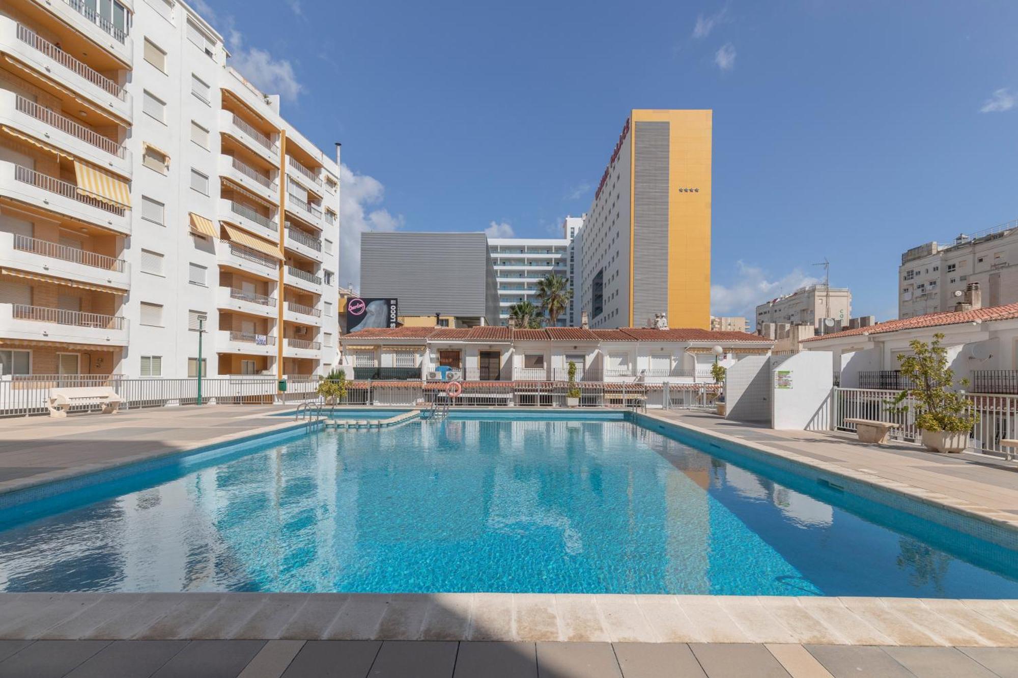 Retro Divino Con Piscina Y Playa Familias Parejas Playa de Gandia